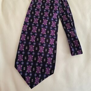 Bill Blass Purple Black Blue Silk Necktie Tie